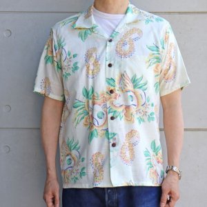 画像2: SUN SURF サンサーフ SS39283 COTTON × LINEN OPEN SHIRT “MACINTOSH UKULELE” コットン リネン スラブヤー ン オープンシャツ ウクレレ メニュー柄 マトソンライン フランク・マッキントッシュ ヴィンテージ 復刻 ハワイアンシャツ アロハシャツ 日本製 madeinjapan