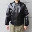 画像2: Y'2 LEATHER ワイツーレザー VINTAGE HORSE LIGHT Type L-2 ヴィンテージ ホースライト タイプ L-2 レザージャケット leather jacket 馬革 経年変化  (2)