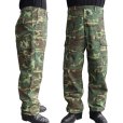 画像2: BUZZ RICKSON'S バズリクソンズ BR42528 TROUSERS, MEN'S, CAMOUFLAGE COTTON, WIND RESISTANT POPLIN, CLASS 2  ミリタリーパンツ カモフラ カモフラージュ ワークパンツ トラウザーズ ファティーグパンツ リーフパターン  日本製 madeinjapan (2)