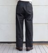 画像4: BUZZ RICKSON'S バズリクソンズ BR41860 WILLIAM GIBSON COLLECTION Type BLACK CHINO 1942 MODEL (ONE WASH) ウィリアムギブソン コレクション ブラックチノ チノパン 黒 ミリタリー ワークパンツ (4)