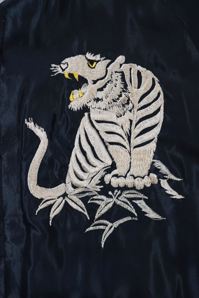 TAILOR TOYO テーラー東洋 TT15173-162 Early 1950s Style Acetate Souvenir Jacket “DUELLING  DRAGONS” × “WHITE TIGER” スカジャン スーベニアジャケット 2022 デュエリング ドラゴン ホワイトタイガー 刺繍 made  in japan 日本製 東洋エンタープライズ - TOP